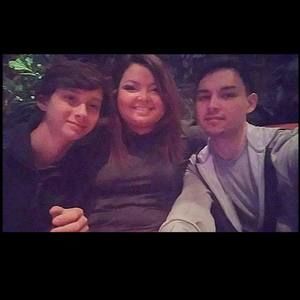 Meet your Posher, Kimlee